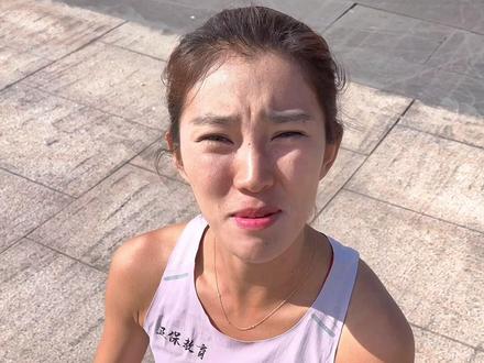 2023义乌马拉松完赛,中途跑吐了~呜呜~