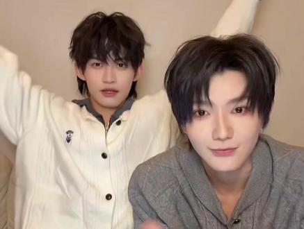 #无岸52无暗 #云熠星河 #tomyshore #云旗郝熠然 无岸52 12.10直播