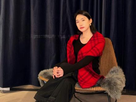 万能拍照坐姿,男女通用版#今天穿什么 #ootd #拍照姿势 #拍照技巧