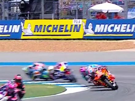 MotoGP2026泰国站中国力量 春风“GP ”Moto3第二 Moto2 第三CFMOTO双领奖台+Moto4钟文泽积分入账