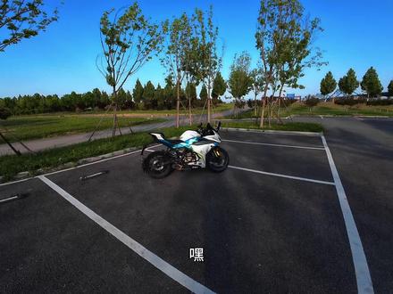 懂你的是内燃机的心脏 黯淡无光的生活里是否它的出现会改变#机车 #摩托车 #春风250sr #高速机车 #第一视角