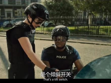 第五集完,叛逃队员在附近居民家里全部安装炸D这次任务很棘手。#一触即发 #美剧推荐 #超燃