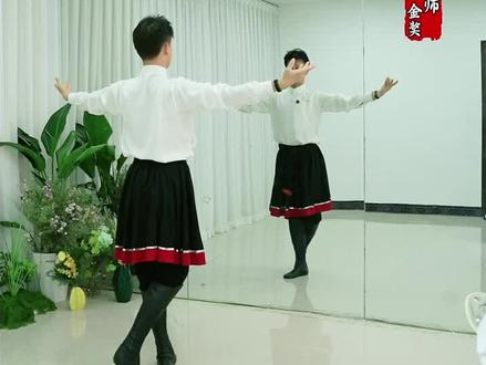 最美的歌儿唱给妈妈背面完整版视频,邓邓老师原创编舞,早上6点10直播间教学完整版#最美的歌儿唱给妈妈 @邓邓老师舞蹈 @抖音小助手 @DOU+小助手