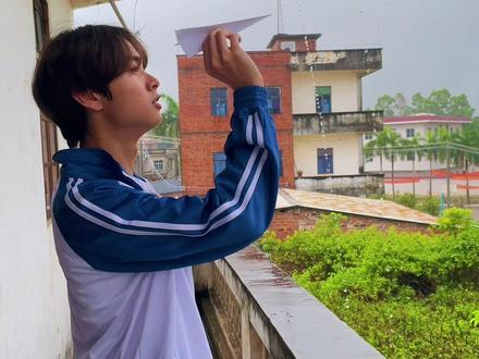 童年的纸飞机 有没有飞回你手里
#童年#小时候#深度还原#纸飞机