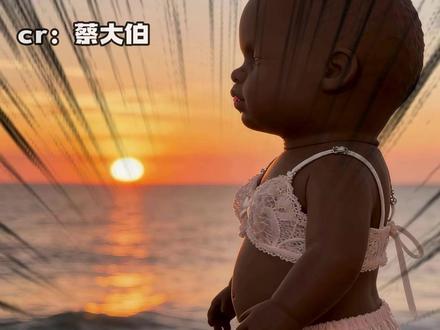 一直以为看娜塔莎是一件超小众的事儿呢!#娜塔莎 #抽象 #炸裂 #玩具 #亲情