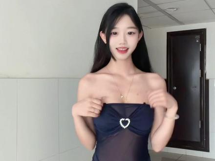 姐姐超想你们呀#嘉桐摇 #身材 #慢摇