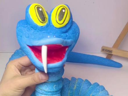 盖瑞是一条善良又可爱的小蛇~鸡蛋托制作详细教程#疯狂动物城2 #变废为宝废物利用 #自制玩具 #创意手工