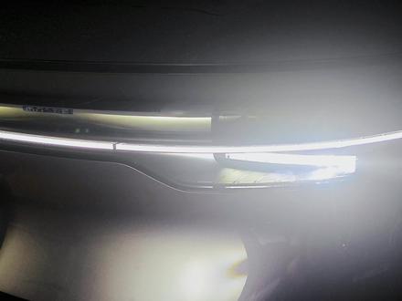 极氪7x实用小技巧-- ADB大灯 极氪7x实用小技巧--ADB大灯#极氪#极氪7x#汽车知识#ADB #大灯