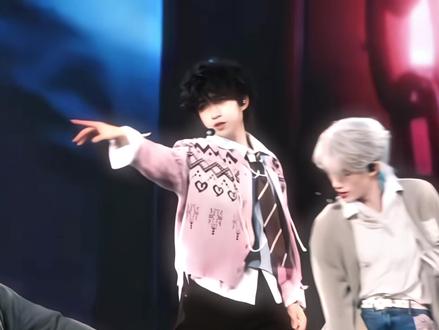 女王指哪打哪#贺峻霖