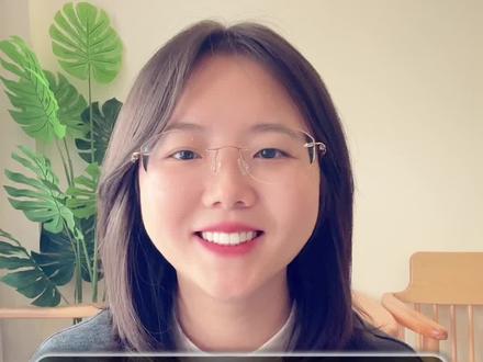 最近很多会计朋友都在问我,企业在电子税务局开票的时候,最头疼的就是两个问题:开票内容到底该怎么写?税收分类编码又该怎么选?
今天我就以咨询服务费为案例,带着大家走一遍企业在电子税务局开票的完整流程,重点教大家:开票内容怎么规范填写、税收编码怎么精准选择、手动赋码到底怎么操作。
首先我们先明确,企业开具咨询服务费,开票内容直接写“咨询服务费”就可以,真实、简洁、规范,不用复杂化。
重点是税收分类编码怎么选。
咨询服务费属于:销售服务—现代服务—鉴证咨询服务—咨询服务,对应的编码是 3040603,实务中我们一般选择 304060399 其他咨询服务,企业一般纳税人税率6%,小规模纳税人适用3%征收率。
接下来我们进入电子税务局企业端实操步骤:
第一步,登录企业电子税务局,在首页找到热门服务—发票业务,点击进入。
第二步,选择开票信息维护—项目信息维护。
企业经常开具的项目,建议提前在这里维护好,后续开票直接调用,不用重复填写。
第三步,点击添加,项目名称输入“咨询服务费”。
这时候系统会自动智能赋码,但你会发现,跳出来的往往是物业管理、婚姻介绍、境外费用等,明显不匹配。
记住:自动赋码不对,一定要手动赋码!
第四步,开始手动选择编码。
我们依次点开:
销售服务 → 现代服务 → 鉴证咨询服务 → 咨询服务
最后选择 304060399 其他咨询服务。
第五步,根据企业类型选择对应税率,一般纳税人选6%,小规模选3%,点击保存。
这样下次开票,直接选择这个项目,编码和税率自动带出,完全不会出错。
很多朋友会问,我怎么确定这个编码就是对的?
教大家一个最权威的方法:
登录国家税务总局官网,搜索 2017年45号公告,下载官方完整版《商品和服务税收分类编码表》,里面明确标注:咨询服务,是提供信息、建议、策划、顾问等服务,和我们开具的咨询服务费完全一致。
最后给大家总结企业开票的核心要点:
第一,开票内容真实规范,直接写业务名称即可;
第二,编码一定要选对大类、中类、小类;
第三,自动赋码错误,立即手动修改;
第四,税率按照企业类型准确选择。
只要掌握这几点,企业在电子税务局开票,再也不会选混、选错编码。
#财务咨询 #开票 #每天跟我涨知识 #税收分类编码 #会计实操干货