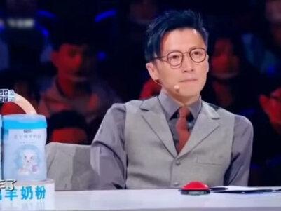 什么叫优质偶像?是真的把你带入行啊!#镖人 #谢霆锋 #梁壁荧 #正能量 #春节档电影