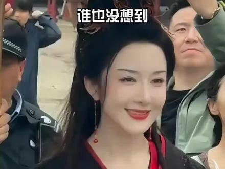 现身宿迁的虞姬李依晓老师,12年后治愈的逆风翻盘,#看苏超游宿迁 #李依晓