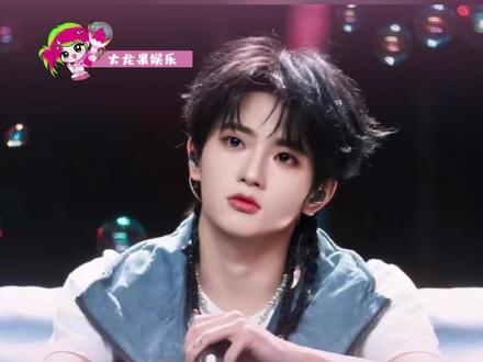 #曝穆祉丞将参演十日终焉 #穆祉丞 穆祉丞将参演十日终焉金元勋,少年感与角色张力直接拉满,越想越合适啊!#十日终焉 #娱乐