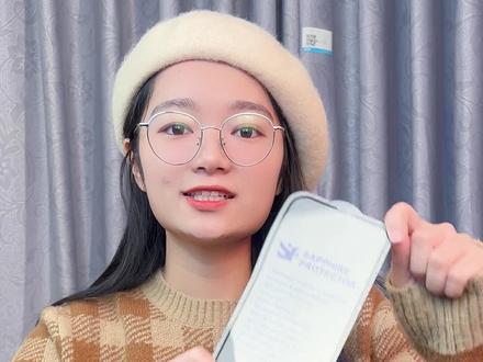 这台iPhone15贴上蓝宝石膜测试n次都毫发无损,已经不知道送走多少张钢化膜了#手机膜 #钢化膜 #好物推荐
