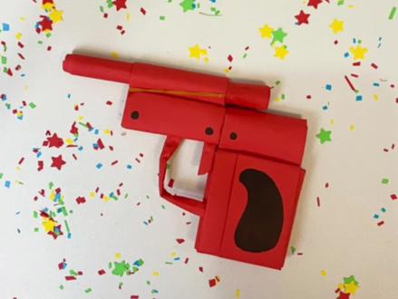 又可以发射礼花,又可以发射子弹的信号枪,用A4纸就能做,迎接新年,赶紧安排吧!#新年手工 #手工折纸 #自制玩具 #亲子手工