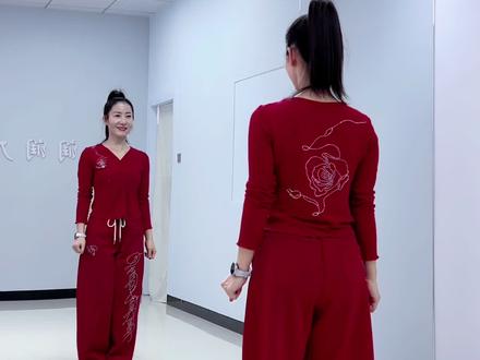 《想你》背面完整版!编舞:蜗牛#润润广场舞队