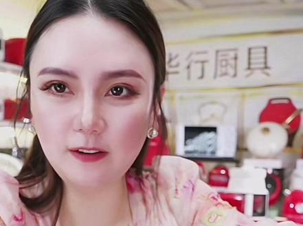 #好物推荐🔥 新款多功能运动健监测超长续航手
环男女同款健康监测智能手表#手表#健康手表 #运动手表 #潮表 @巨量千川 @巨量本地推 @DOU+好生意 @DOU+上热门