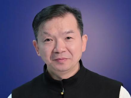 董宇辉直播为何惹争议? 直播如今是个怎样的现状?#董宇辉 #林木先生的茶 #直播 #与辉同行 #与辉同行