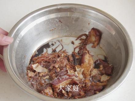 我家剩菜从来不丢,搭配一碗面粉,简单一做,上桌全家人都抢着吃