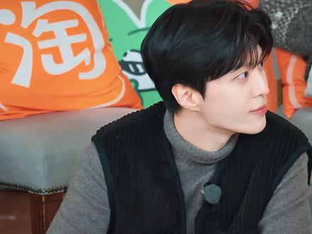 《当团队中有一对情侣》 什么话都敢说是吧各位#宇子丞说 #范丞丞王安宇