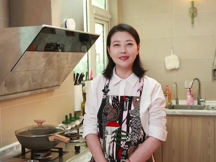 周小厨的日常又来啦,今天同大家分享三杯鸡的做法~#风华计划 #夏日星能量 #打开我的新生活