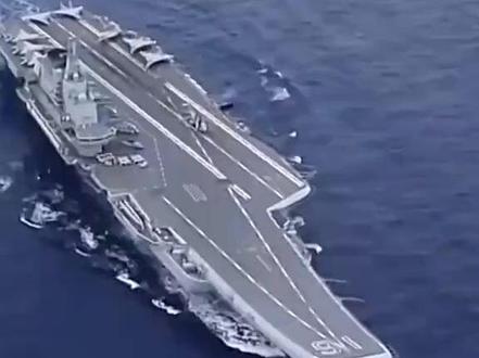 辽宁舰训练遭日机滋扰,军事专家:公海训练合法合规,擅自闯入后果自负!(来源:中国之声)