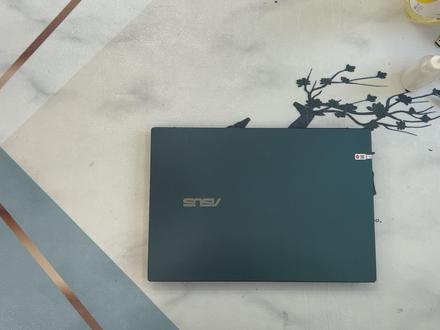 华硕灵耀双屏 X2 DUO UX4000F 屏幕拆卸教程 UX481F 通用 全程精细操作,步骤清晰,拆机有风险,请勿盲目模仿。#笔记本电脑维修 #笔记本拆机 #华硕双屏#灵耀x2duo BGM:由AI生成