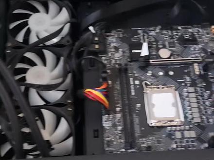 小知识,12代主板如何使用13代cpu,
13600kf 华硕ROG RTX3090猛禽
#电脑 #卖电脑 #电脑装机 #13代英特尔酷睿 #水冷电脑
