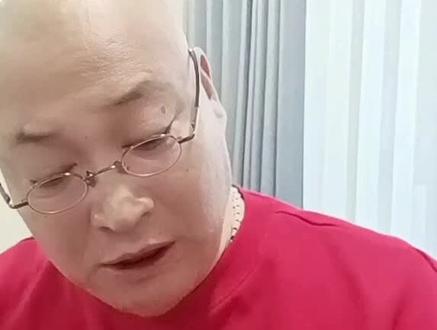 #路小波讲胡科老师怎么当的导演#关注我每天分享不同的故事