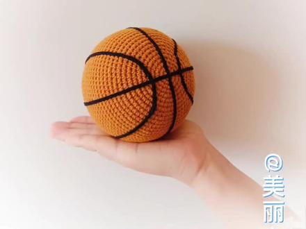 🏀篮球(童趣)
#钩针基础教程📣
#钩织篮球教程❤️
#爱生活爱编织 🌸
#手工制作 ✌️✌️