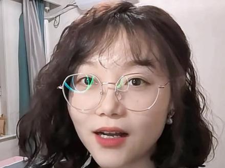 2026年个税专项附加扣除确认怎么实际操作呢?赶紧跟着视频去申报吧!
截止时间:2025年12月31号。个税专项附加涵盖七项具体的内容,接下来我实际操作一遍,有需要的朋友收藏保存,跟着视频去操作,别错过确认时间哟!#创作者中心 #创作灵感 #个人所得税专项扣除 #个税专项扣除 #专项附加扣除填报流程