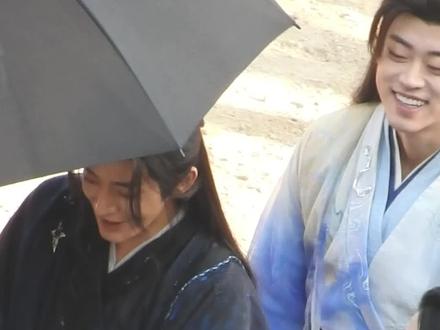 仙台有树拍摄现场,向涵之笑的好开心#仙台有树