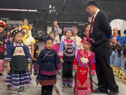 央视春晚节目《吉量》,小飞侠的幕后花絮,小小的身躯大大的能量#2026年央视马年春晚#吉量#周深吉量#周末麻江#麻江河坝瑶族杨佳羽