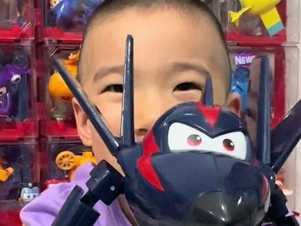 #超级飞侠 #玩具#超级飞侠酷雷 #变形玩具 #儿童变形玩具机器人
超级飞侠酷雷