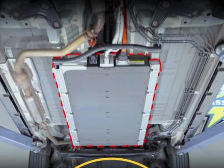 只要9.98万元 ,比亚迪秦PLUS DM-i成本省在哪?#比亚迪秦plusdmi #揭秘10万级热门车拆解真相