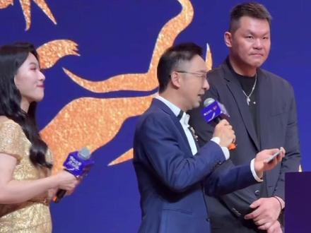 你们还记得23号球衣是谁不?#广东男篮#广东宏远#朱芳雨#广东宏远球衣 #控气球德叔