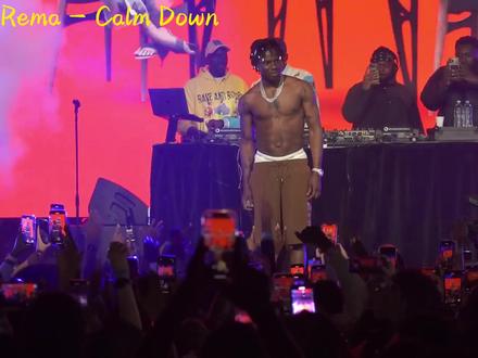 “今天有点想你 其实不止一点 其实也不止今天”#音乐现场live #宝藏音乐 #Rema #calmdown