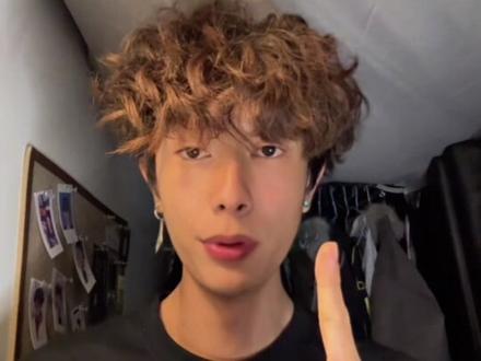 学会了就发到评论区让我看看😘#爆缸笑脸 #黑皮#卷毛