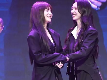 “小狗”挨训中……🙃#王一菲#彭雅琦
cr:山里人小七