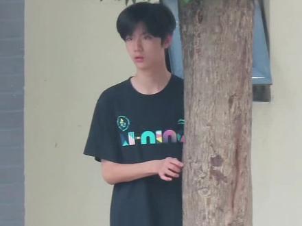 东不落说他不想跑操#李煜东 #时代峰峻 #热门