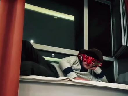 不良人乌鸦变装转场教程 不良人乌鸦转场 宇智波鼬幻术乌鸦转场 忍者转场视频怎么拍 宇智波鼬cos 宇智波鼬乌鸦 宇智波鼬初次登场 火影忍者 宇智波鼬图片宇智波鼬万花筒写轮眼宇智波鼬出场片段 #乌鸦转场#忍者转#不良人乌鸦转场教程 #即梦ai#ai转场