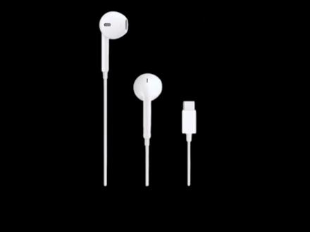 全新未拆封原装正品iPhone 15专用有线耳机!#iphone #iphone15 #苹果耳机 #好物推荐🔥 #出差必备数码产品分享
