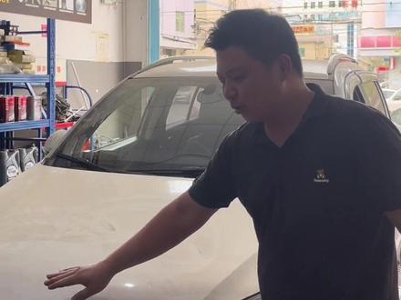 众泰大迈x5电子手刹故障。仪表亮黄色故障灯,维修#汽车保养与维修 #专业的事交给专业的人 #专业维修保养