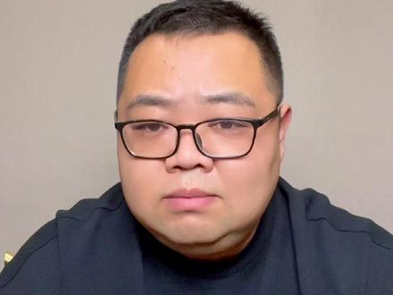 《三体》人物历史地位TOP 5
第二名 罗辑#三体 #科幻 #读书 #罗辑