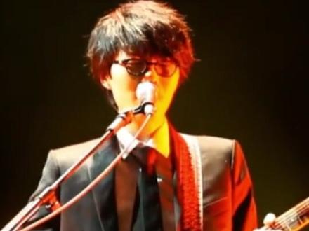 告诉你恋爱的秘方~ 这个比较长因为最后有长达两分钟的吉他show!!!#方大同#方大同lovesong#回顾方大同的作品#方大同生日快乐#方大同麦恩莉