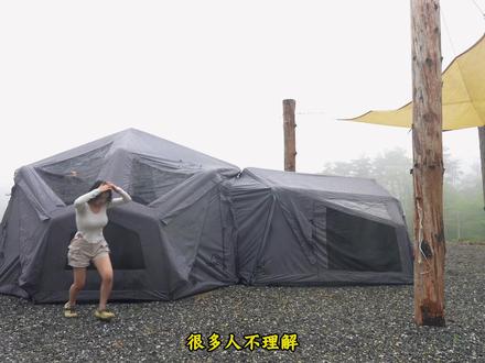 暴雨天露营是受罪?看完这座“移动城堡”我酸了! #户外露营#亲近自然#雨天露营更是一种享受