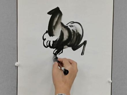 国画写意画骏马
