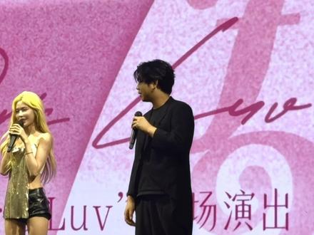 女明星闪亮登场#陈佳琪 #演唱会现场 #生日会现场 #直拍