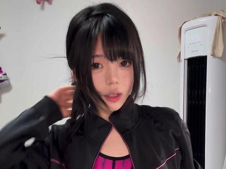 主要这件衣服当时买的非常便宜,又捡到漏了,我是世界上眼光最毒辣的人哈哈哈哈哈 #好物分享 #我的生活日记 #运动服 #休闲穿搭