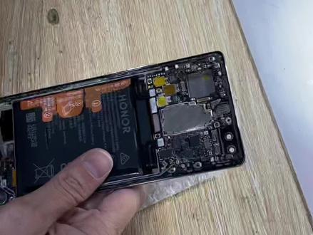 重摔荣耀50pro,不读卡,无wifi,会不会翻车?